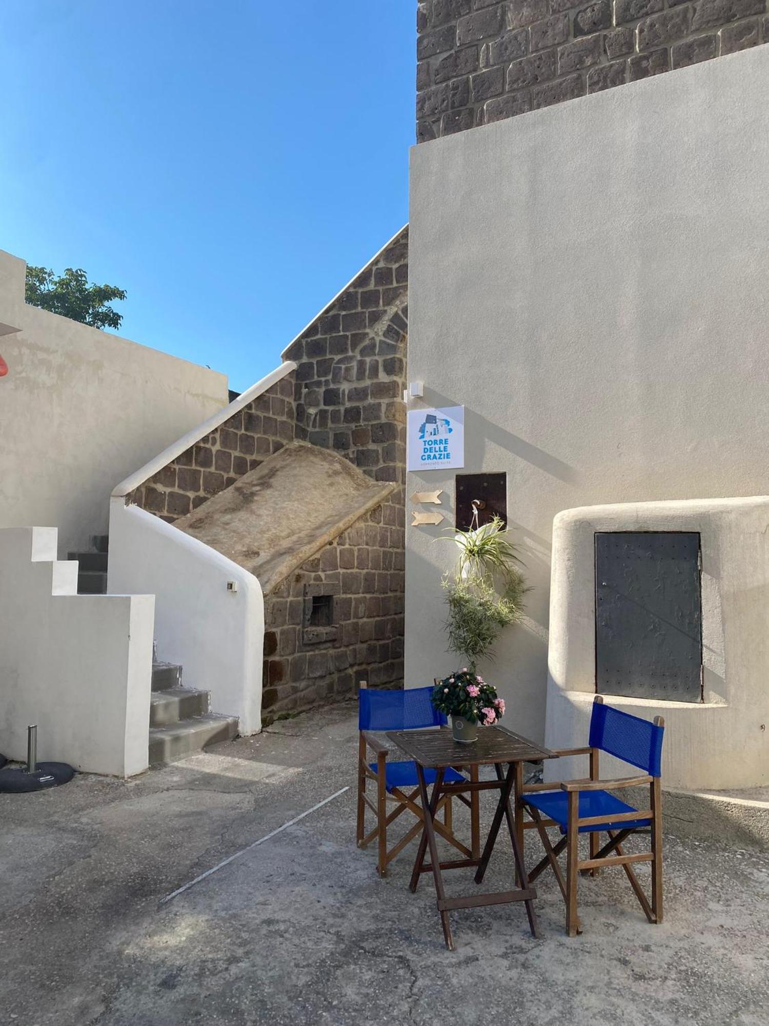 Torre Delle Grazie Sorrento Suite ヴィーコ・エクエンセ エクステリア 写真